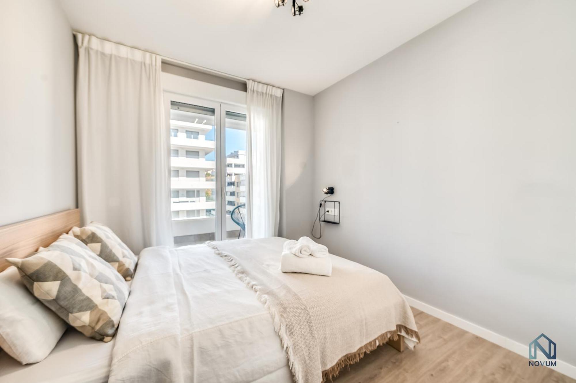 Newly Built 3 Bdrm Modern Apt W Gym, Pool, & Views Marbella Exterior photo